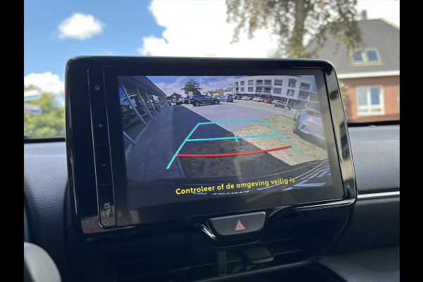 Toyota Yaris Cross 1.5 Hybrid Dynamic Plus | Dodehoekherkenning, Parkeersensoren, Stoel + Stuurverwarming, , Keyless, 17 inch, Smart connect