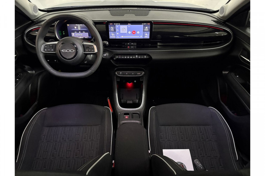 Fiat 600 1.2 Hybrid Urban FULL OPTIONS!!