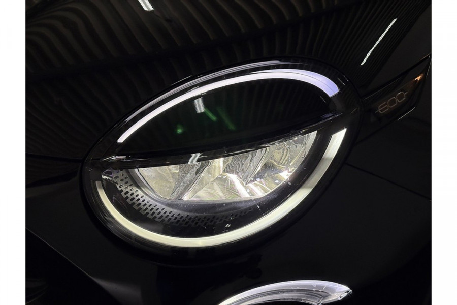 Fiat 600 1.2 Hybrid Urban FULL OPTIONS!!
