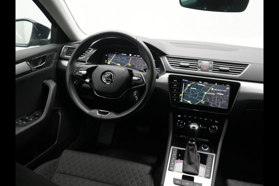 Škoda Superb Combi 1.4 TSI iV Business Edition PHEV 218pk Dealer O.H. | Adaptive Cruise | Camera | Stoelen Verwarmd | Apple Carplay | Navigatie | Crystal LED | DAB | Plug In Hybrid |