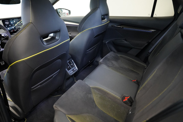 Škoda ENYAQ Coupé iV 80 RS Sportstoelen PDC ACC 24 Maanden garantie* (Vraag naar de voorwaarden)