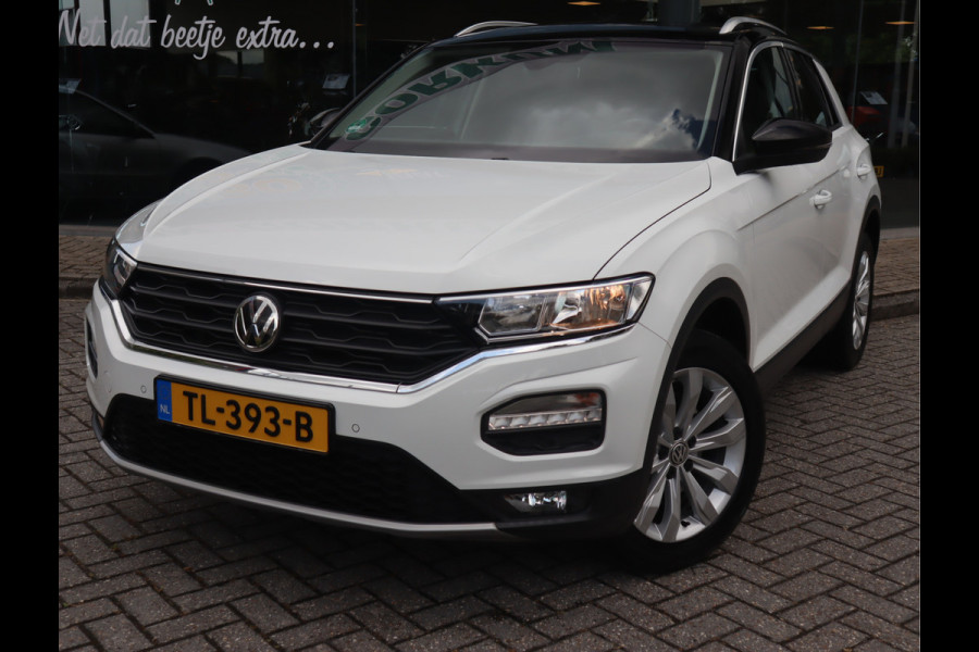 Volkswagen T-Roc 1.5 TSI Style Navi / Clima / Handgesch / Dealer onderhouden / Nieuwe Apk / BTW AUTO / 1e eigenaar / 150PK!