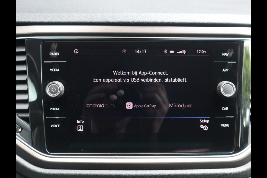 Volkswagen T-Roc 1.5 TSI Style Navi / Clima / Handgesch / Dealer onderhouden / Nieuwe Apk / BTW AUTO / 1e eigenaar / 150PK!