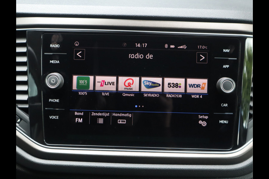 Volkswagen T-Roc 1.5 TSI Style Navi / Clima / Handgesch / Dealer onderhouden / Nieuwe Apk / BTW AUTO / 1e eigenaar / 150PK!