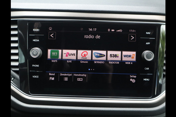 Volkswagen T-Roc 1.5 TSI Style Navi / Clima / Handgesch / Dealer onderhouden / Nieuwe Apk / BTW AUTO / 1e eigenaar / 150PK!