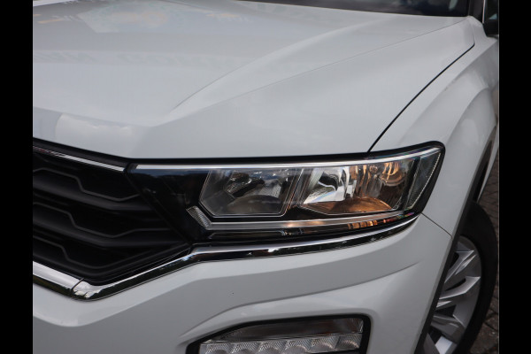 Volkswagen T-Roc 1.5 TSI Style Navi / Clima / Handgesch / Dealer onderhouden / Nieuwe Apk / BTW AUTO / 1e eigenaar / 150PK!