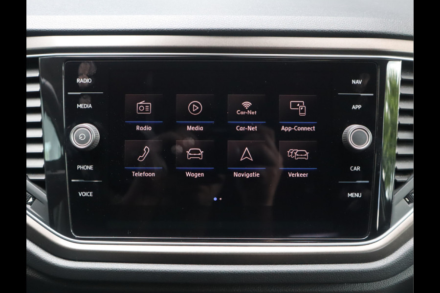 Volkswagen T-Roc 1.5 TSI Style Navi / Clima / Handgesch / Dealer onderhouden / Nieuwe Apk / BTW AUTO / 1e eigenaar / 150PK!