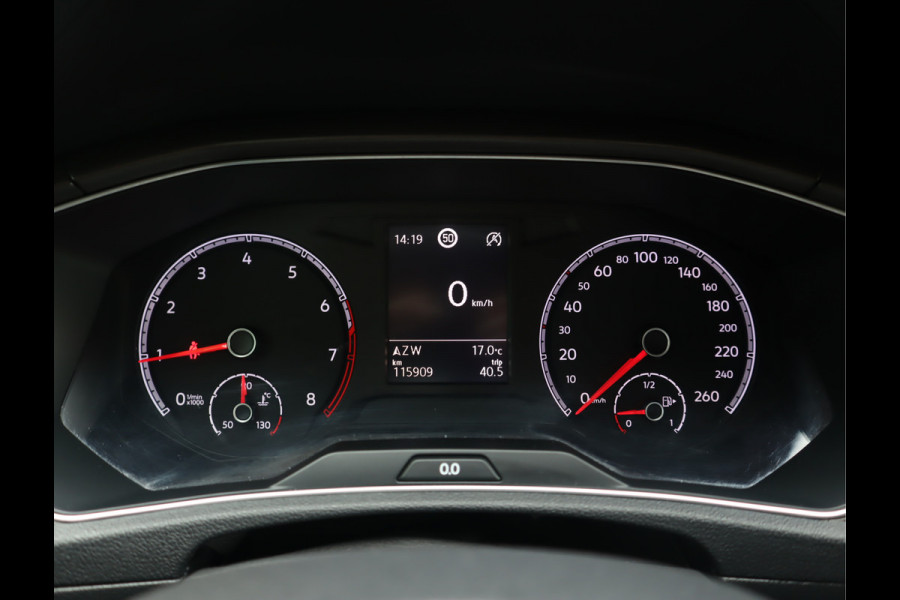 Volkswagen T-Roc 1.5 TSI Style Navi / Clima / Handgesch / Dealer onderhouden / Nieuwe Apk / BTW AUTO / 1e eigenaar / 150PK!