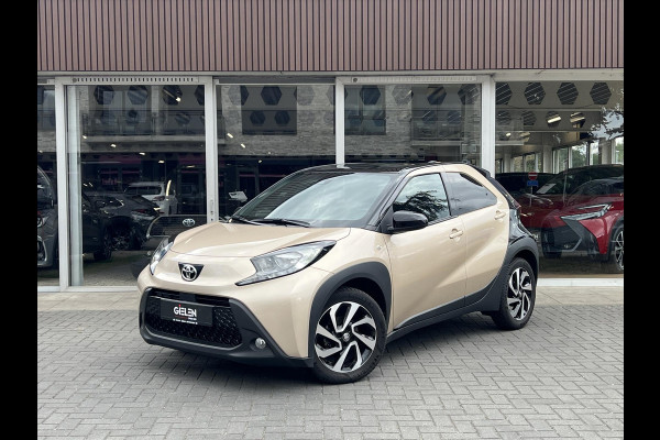 Toyota Aygo X 1.0 VVT-i MT Pulse Bi-tone | Ginger beige, 17 inch, Privacy glass, Apple CarPlay/Android auto, Airconditioning, Parkeercamera