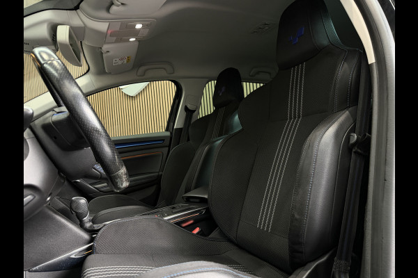 Renault Mégane Estate 1.6 TCe GT-Line EDC | Groot Navi | 18" | Camera | Led koplampen | Cruise control |