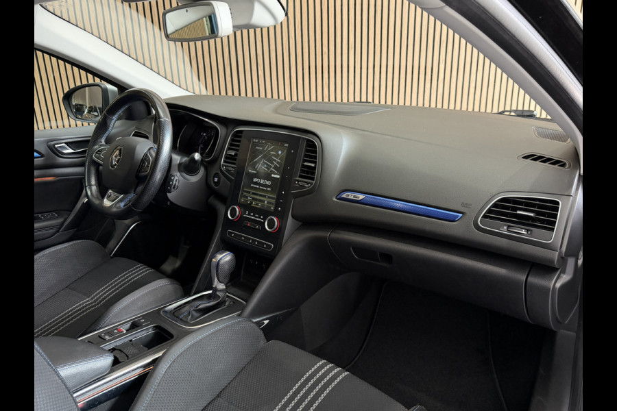 Renault Mégane Estate 1.6 TCe GT-Line EDC | Groot Navi | 18" | Camera | Led koplampen | Cruise control |