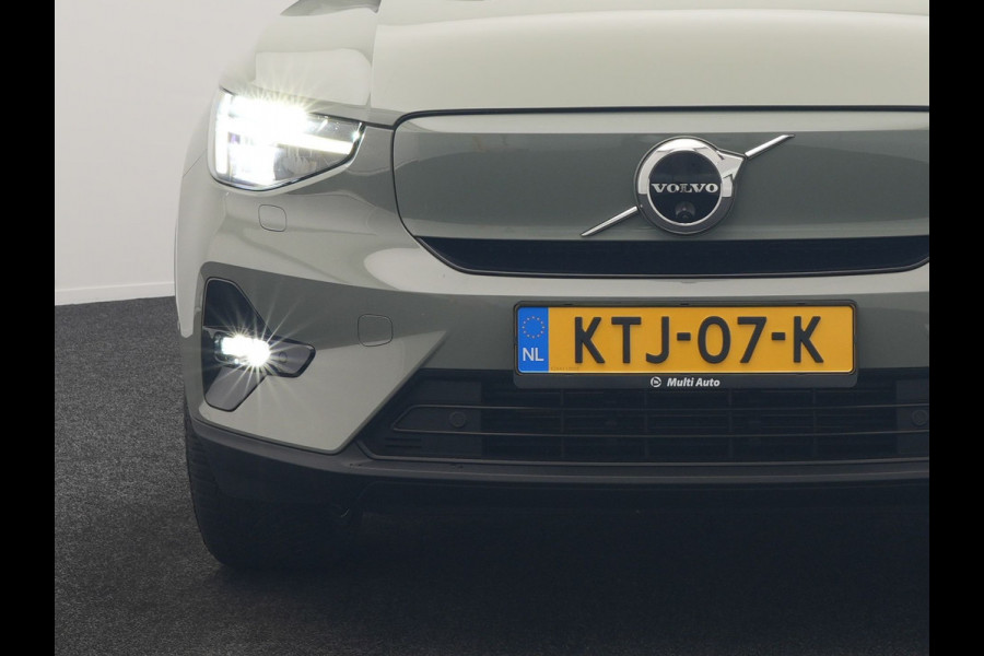 Volvo XC40 Recharge Ultimate 70 kWh 232pk Dealer O.H | Trekhaak Af Fabriek | Panodak | Adaptive Cruise | 360 Camera | Sportstoelen Memory & Verwarmd | Harman / Kardon | Keyless | Blis | Google Assistent | Stuur Verwarmd | Apple Carplay | DAB |