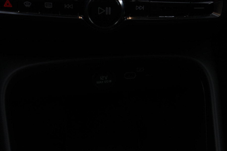 Volvo EX40 Single Motor Extended Range Plus Black Ed. 82 kWh