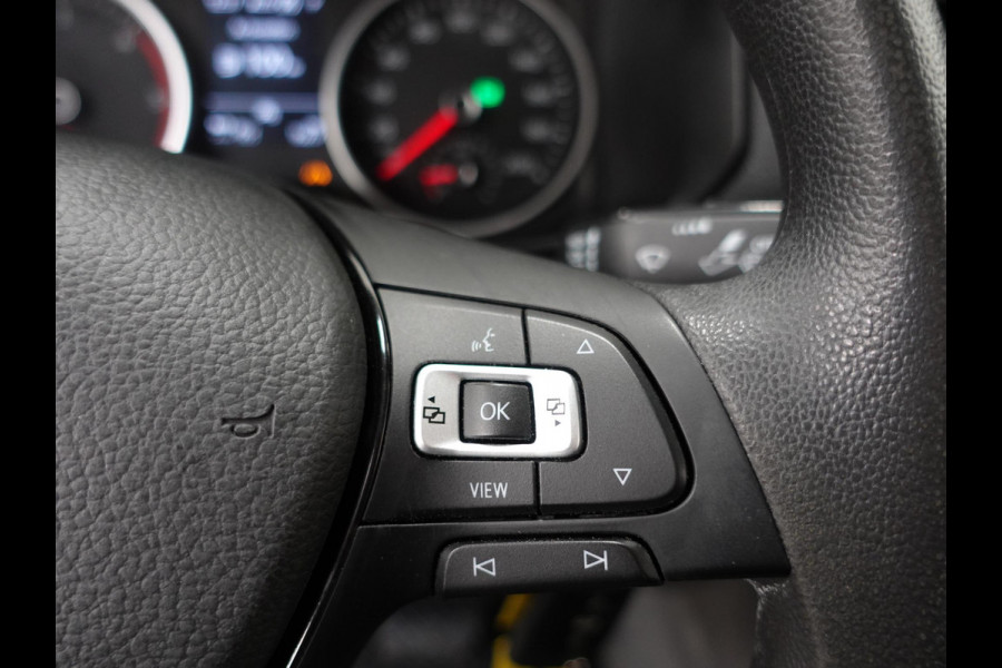 Volkswagen Crafter 177pk Automaat L3H3 / L2H2 Airco Cruise control Navigatie Camera Apple Carplay Sidebars