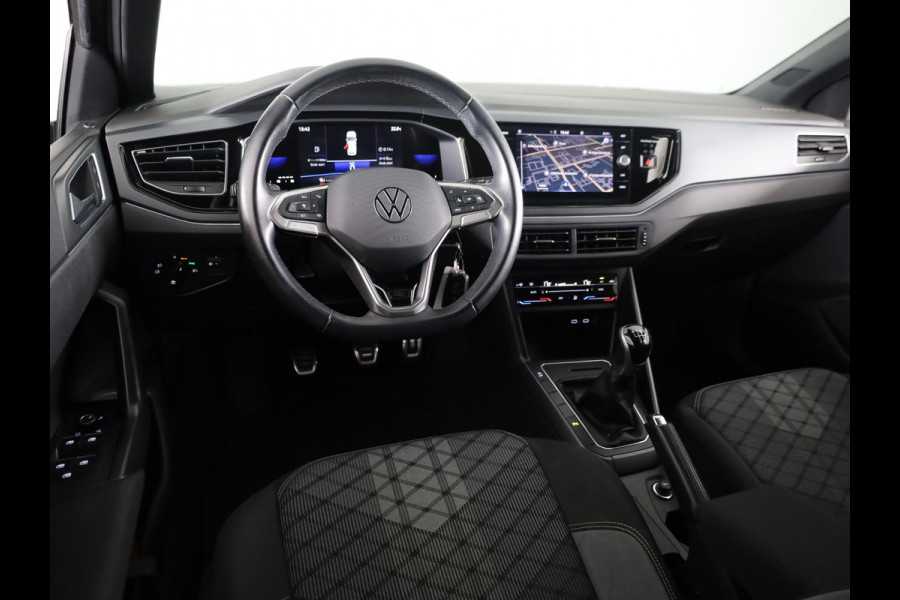Volkswagen Polo 1.0 TSI R-Line 95 PK | Camera | Navigatie | Parkeersensoren | 17 Inch