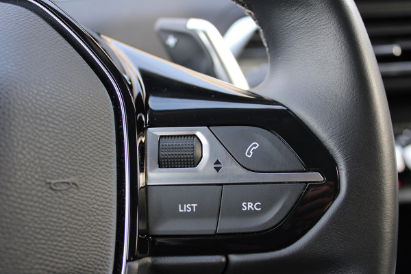 Peugeot 3008 1.6 HYbrid 225 Allure | BLIS | Camera | Cruise control | Navigatie | Stoelverwarming