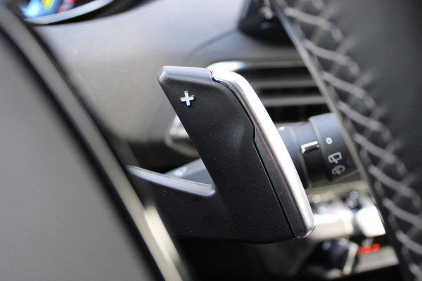 Peugeot 3008 1.6 HYbrid 225 Allure | BLIS | Camera | Cruise control | Navigatie | Stoelverwarming