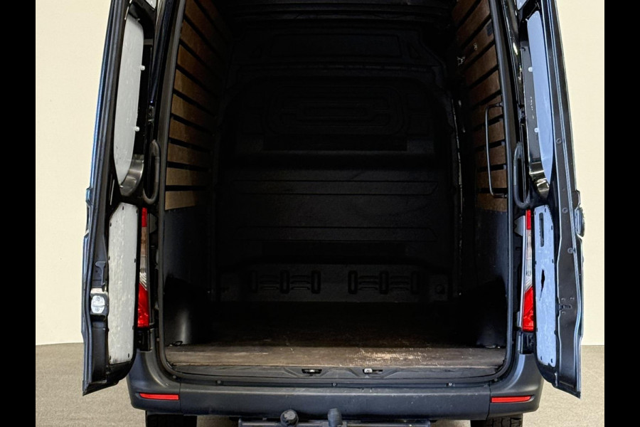 Mercedes-Benz Sprinter 311 1.9 CDI L3H2 RWD Navigatie Apple carplay/android Airco Camera Trekhaak 3-zits