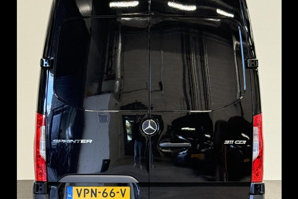 Mercedes-Benz Sprinter 311 1.9 CDI L3H2 RWD Navigatie Apple carplay/android Airco Camera Trekhaak 3-zits