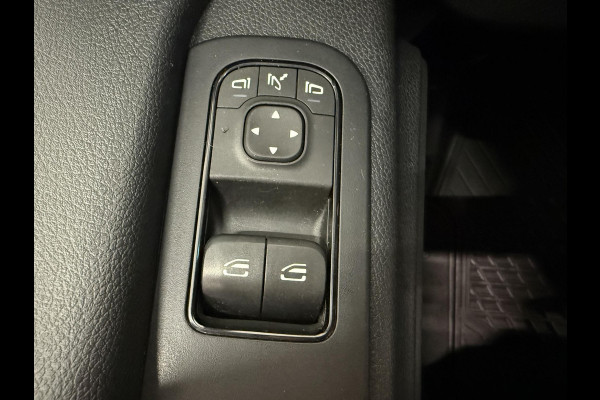 Mercedes-Benz Sprinter 311 1.9 CDI L3H2 RWD Navigatie Apple carplay/android Airco Camera Trekhaak 3-zits