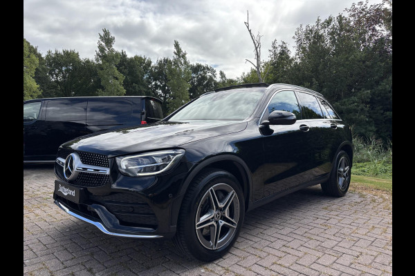 Mercedes-Benz GLC 300e 4MATIC AMG Line 320 PK | Elektr. Stoelen | Panoramadak | Wegklapbare Trekhaak | 360 Graden Camera | Stoelverwarming