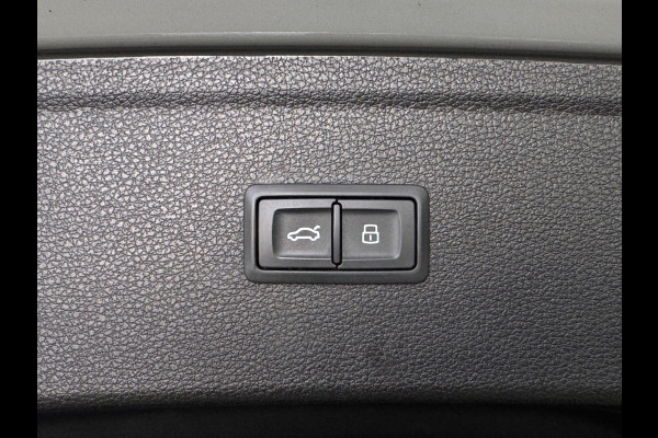 Audi Q5 S-LINE QUATTRO 55 TFSI e 367PK [PHEV] LEDER/ELEK.STOEL/360° CAMERA