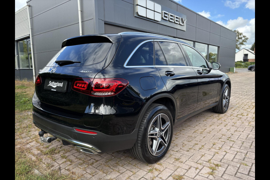 Mercedes-Benz GLC 300e 4MATIC AMG Line 320 PK | Elektr. Stoelen | Panoramadak | Wegklapbare Trekhaak | 360 Graden Camera | Stoelverwarming