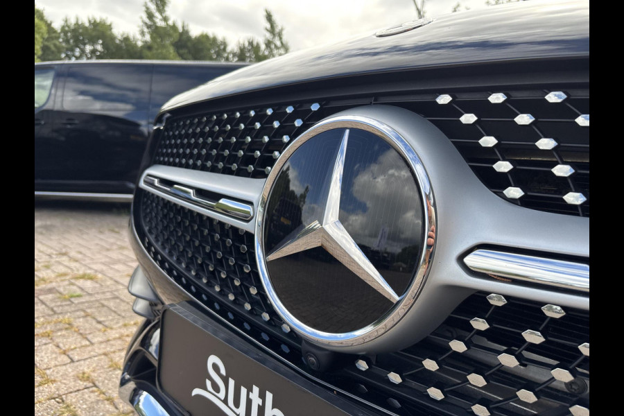 Mercedes-Benz GLC 300e 4MATIC AMG Line 320 PK | Elektr. Stoelen | Panoramadak | Wegklapbare Trekhaak | 360 Graden Camera | Stoelverwarming