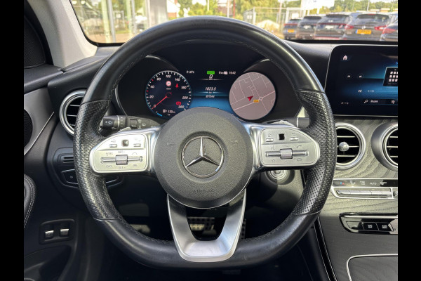 Mercedes-Benz GLC 300e 4MATIC AMG Line 320 PK | Elektr. Stoelen | Panoramadak | Wegklapbare Trekhaak | 360 Graden Camera | Stoelverwarming