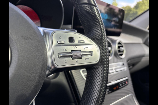 Mercedes-Benz GLC 300e 4MATIC AMG Line 320 PK | Elektr. Stoelen | Panoramadak | Wegklapbare Trekhaak | 360 Graden Camera | Stoelverwarming