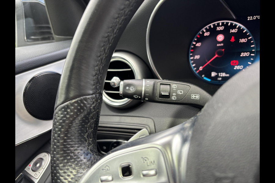 Mercedes-Benz GLC 300e 4MATIC AMG Line 320 PK | Elektr. Stoelen | Panoramadak | Wegklapbare Trekhaak | 360 Graden Camera | Stoelverwarming