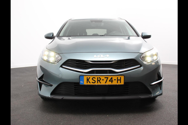 Kia Ceed Sportswagon 1.0 T-GDi Prestige Navigatie Apple Carplay/Android Auto Climate Control Cruise Control Camera Lichtmetalen velgen Extra getint glas Climate Control