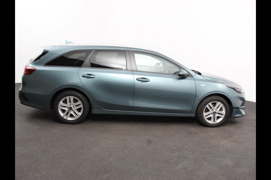 Kia Ceed Sportswagon 1.0 T-GDi Prestige Navigatie Apple Carplay/Android Auto Climate Control Cruise Control Camera Lichtmetalen velgen Extra getint glas Climate Control