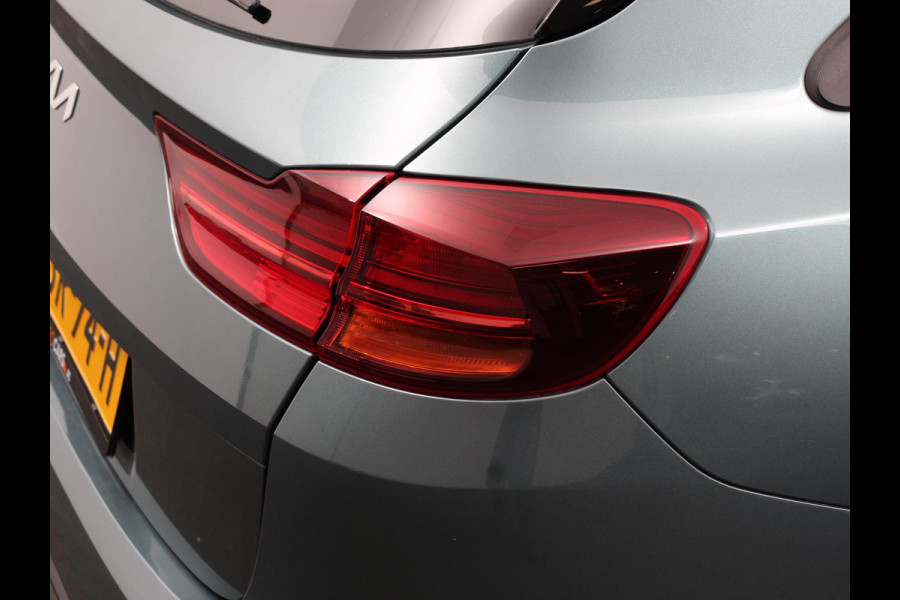 Kia Ceed Sportswagon 1.0 T-GDi Prestige Navigatie Apple Carplay/Android Auto Climate Control Cruise Control Camera Lichtmetalen velgen Extra getint glas Climate Control