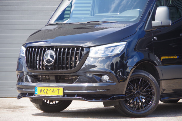 Mercedes-Benz Sprinter 319 3.0 CDI V6 L2H2 AUT. LED, 2X SCHUIFDEUR, 3.5T TREKHAAK, 360 CAMERA, MBUX 10'', LEDER, CRUISE, CLIMA, PARKEERSENSOREN, 18'' L