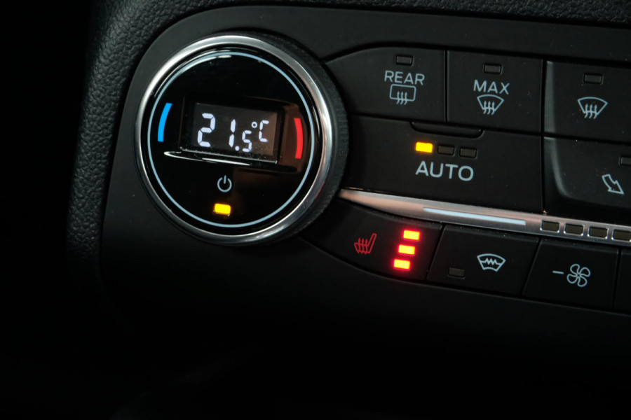 Ford Kuga 2.5 PHEV Titanium 224 PK | Winterpack | Stoelverwarming | Navigatie | Parkeersensoren | CarPlay | Climate Control