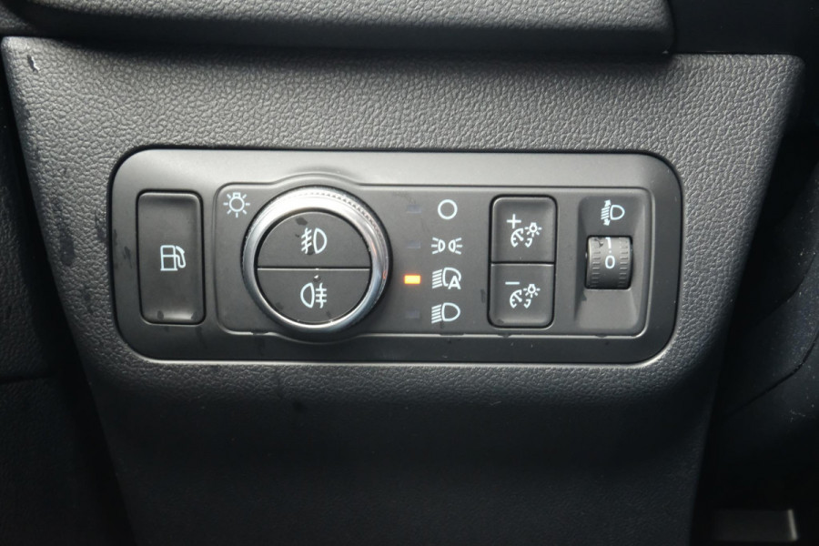 Ford Kuga 2.5 PHEV Titanium 224 PK | Winterpack | Stoelverwarming | Navigatie | Parkeersensoren | CarPlay | Climate Control
