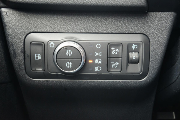 Ford Kuga 2.5 PHEV Titanium 224 PK | Winterpack | Stoelverwarming | Navigatie | Parkeersensoren | CarPlay | Climate Control
