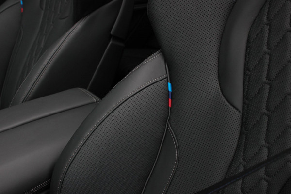 BMW X5 XDrive50e High Executive / HEAD-UP / PANO-DAK / 4-WHEEL STRURING / LUCHTVERING / DRIVING ASSISANT / SOFTCLOSE / M-SEATS