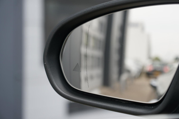 Mercedes-Benz CLA-Klasse Shooting Brake AMG + BURMESTER / HEAD-UP / PANO / 360 CAMERA / MEMORY