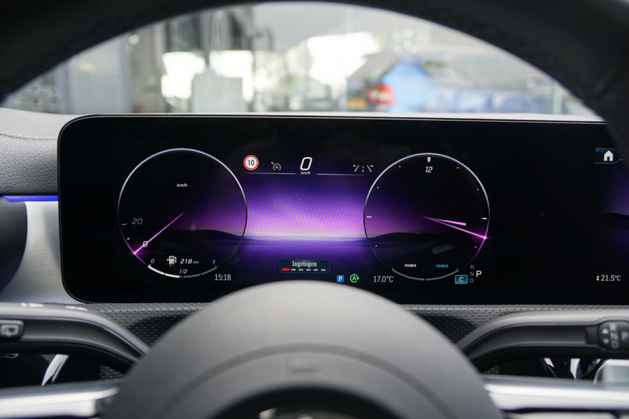 Mercedes-Benz CLA-Klasse Shooting Brake AMG + BURMESTER / HEAD-UP / PANO / 360 CAMERA / MEMORY