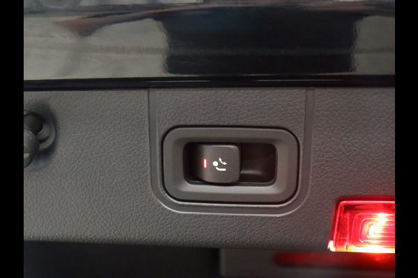 Mercedes-Benz CLA-Klasse 250 e Premium Plus AMG-Line [SOH 100%, TREKHAAK UITKLAPBAAR, SCHUIFKANTELDAK, APPLE CARPLAY, ANDROID, STOELVERWARMING, CAMERA, PDC V+A, CRUISE, CLIMATE, NIEUWSTAAT]