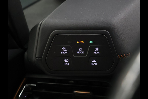CUPRA Born Essential 62 kWh [APPLE CARPLAY, ANDROID, STUURVERWARMING, PARKEERASSISTENT, PARKEERSENSOREN V+A, SPEEDLIMITER, CLIMATE CONTROL, NAVIGATIE, NIEUWSTAAT]