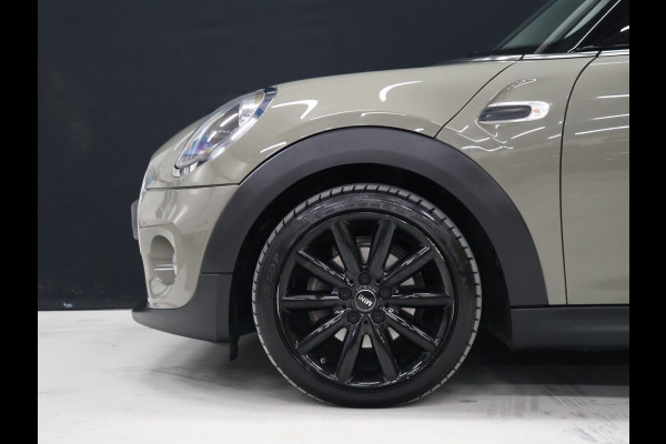 MINI 3-deurs 1.5 One First Salt [APPLE CARPLAY, CRUISE CONTROL, NAVIGATIE, AIRCONDITIONING, DIMLICHTEN AUTOMATISCH, NIEUWSTAAT]