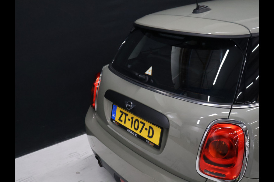 MINI 3-deurs 1.5 One First Salt [APPLE CARPLAY, CRUISE CONTROL, NAVIGATIE, AIRCONDITIONING, DIMLICHTEN AUTOMATISCH, NIEUWSTAAT]