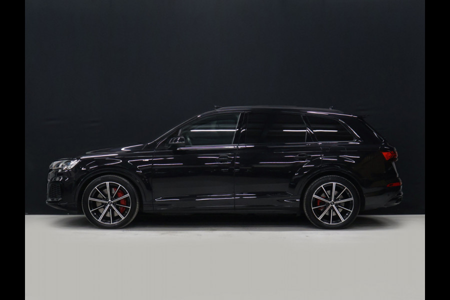 Audi Q7 60 TFSI e quattro Competition S Line [LUCHTVERING, TREKHAAK UITKLAPBAAR, SCHUIFDAK, BOSE 3D, MEMORY SEATS, 360° CAMERA, APPLE CARPLAY, STOELVERWARMING V+A, STOELVENTILATIE, STUURVERWARMING, ADAPTIVE CRUISE, NIEUWSTAAT]