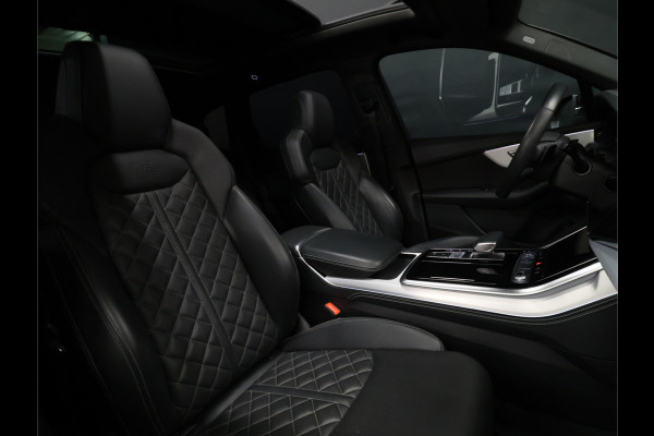 Audi Q7 60 TFSI e quattro Competition S Line [LUCHTVERING, TREKHAAK UITKLAPBAAR, SCHUIFDAK, BOSE 3D, MEMORY SEATS, 360° CAMERA, APPLE CARPLAY, STOELVERWARMING V+A, STOELVENTILATIE, STUURVERWARMING, ADAPTIVE CRUISE, NIEUWSTAAT]