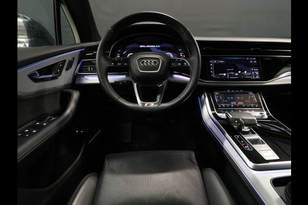 Audi Q7 60 TFSI e quattro Competition S Line [LUCHTVERING, TREKHAAK UITKLAPBAAR, SCHUIFDAK, BOSE 3D, MEMORY SEATS, 360° CAMERA, APPLE CARPLAY, STOELVERWARMING V+A, STOELVENTILATIE, STUURVERWARMING, ADAPTIVE CRUISE, NIEUWSTAAT]