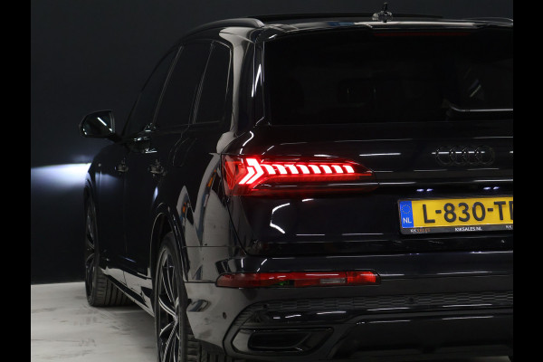 Audi Q7 60 TFSI e quattro Competition S Line [LUCHTVERING, TREKHAAK UITKLAPBAAR, SCHUIFDAK, BOSE 3D, MEMORY SEATS, 360° CAMERA, APPLE CARPLAY, STOELVERWARMING V+A, STOELVENTILATIE, STUURVERWARMING, ADAPTIVE CRUISE, NIEUWSTAAT]