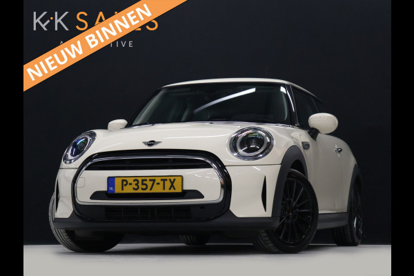 MINI 3-deurs 1.5 One Business Edition [APPLE CARPLAY, JCW VELG, PARKEERSENSOR, SPORTSTOELEN, CRUISE CONTROL, NIEUWSTAAT]